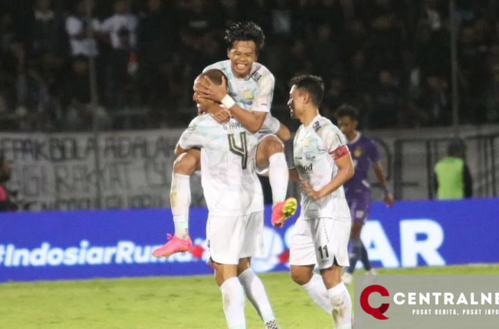 Hasil dan Klasemen Liga 1 Persib Bandung Masih Tak Terkalahkan