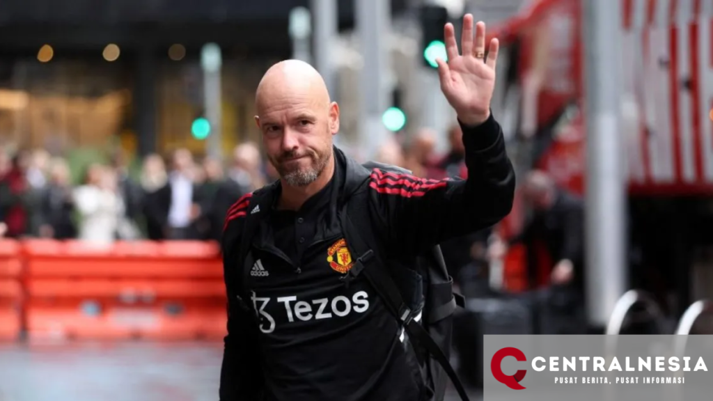 Erik ten Hag Menulis Pesan untuk Fans Manchester United