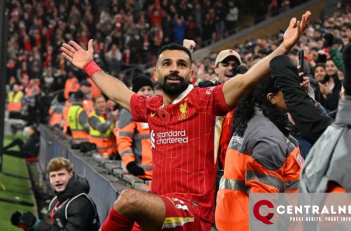 Salah Optimis Liverpool Bisa Menangkan Semua Gelar Musim Ini