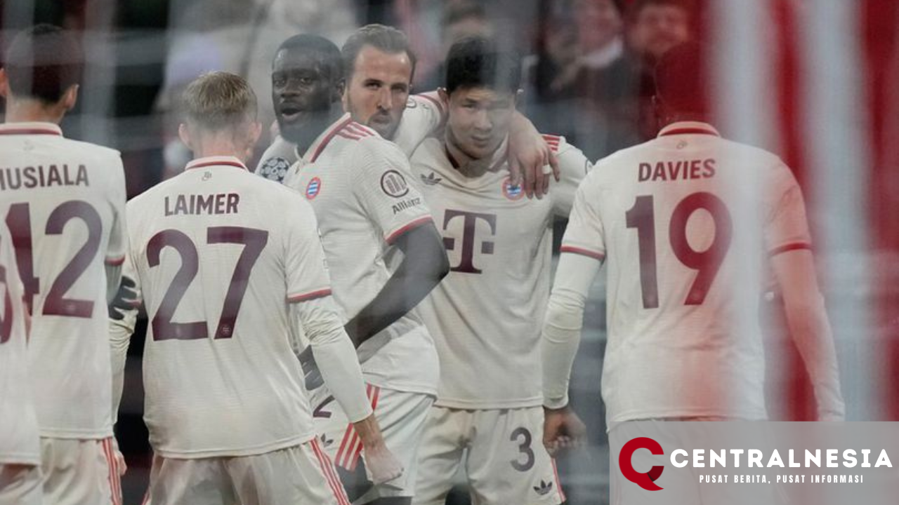 CENTRALNESIA - Bayern Munchen berhasil meraih kemenangan tipis 1-0 atas Paris Saint-Germain (PSG) dalam pertandingan matchday 5 League Phase Liga Champions 2024/2025 yang digelar di Allianz Arena, Rabu (27/11/2024) dini hari WIB.

Gol kemenangan Bayern dicetak oleh Kim Min-jae di babak pertama. Sementara itu, PSG harus bermain dengan 10 pemain sejak menit ke-57 setelah Ousmane Dembele menerima kartu merah akibat akumulasi kartu kuning.

Klasemen Usai Pertandingan
Kemenangan ini mengantarkan Bayern Munchen naik ke posisi ke-11 klasemen sementara dengan koleksi 9 poin. Sebaliknya, PSG terpuruk di peringkat ke-26 dengan hanya mengumpulkan 4 poin sejauh ini.

Jalannya Pertandingan
Bayern tampil dominan sejak awal laga, dengan penguasaan bola dan serangan bertubi-tubi ke pertahanan PSG. Namun, gol baru tercipta pada menit ke-38. Lewat situasi bola mati yang menghasilkan kemelut di depan gawang PSG, Kim Min-jae berhasil memanfaatkan peluang dengan sundulan yang membawa Bayern unggul 1-0 hingga babak pertama berakhir.

Di babak kedua, PSG semakin kesulitan setelah Ousmane Dembele diusir wasit pada menit ke-57 karena menerima kartu kuning kedua. Meski unggul jumlah pemain, Bayern tidak mampu menambah gol hingga pertandingan usai. Skor 1-0 bertahan hingga peluit akhir berbunyi.

Susunan Pemain
Bayern Munchen: Neuer; Laimer, Upamecano, Kim Min-jae, Davies; Kimmich, Goretzka; Sane, Musiala, Coman; Kane.
Pelatih: Vincent Kompany.

PSG: Safonov; Hakimi, Marquinhos, Pacho, Mendes; Ruiz, Vitinha, Neves; Zaire-Emery, Dembele, Barcola.
Pelatih: Luis Enrique.
