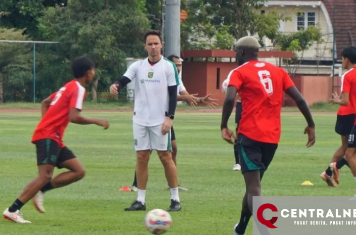 Jadwal Pekan ke-11 Liga 1: Laga Klasik Persebaya vs Persija